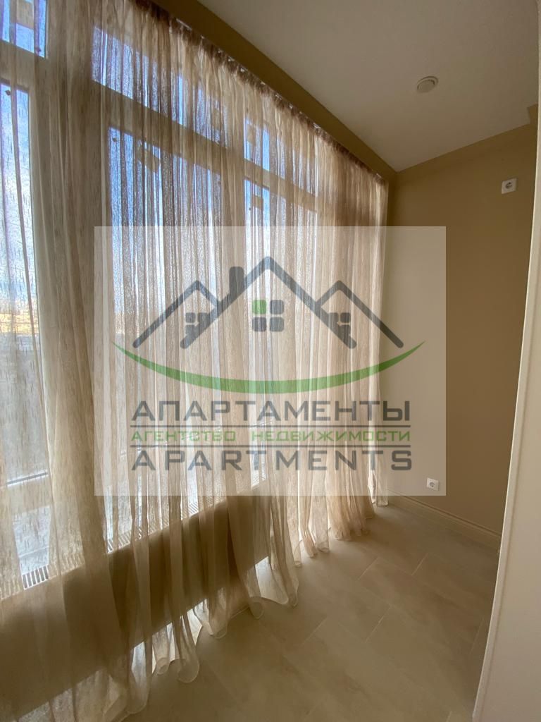 Продажа 2-комнатной квартиры, Пятигорск, Адмиральского ул,  1а