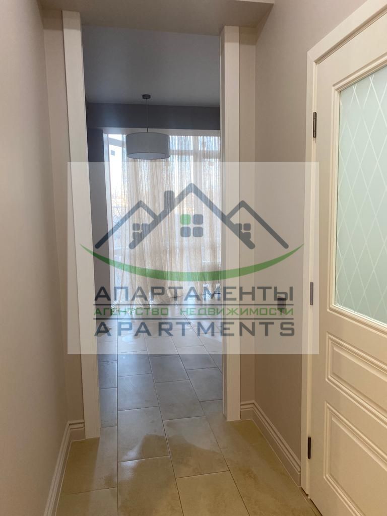 Продажа 2-комнатной квартиры, Пятигорск, Адмиральского ул,  1а