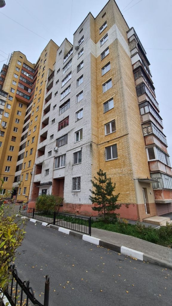 Продажа 3-комнатной квартиры, Белгород, Николая Чумичова ул,  70