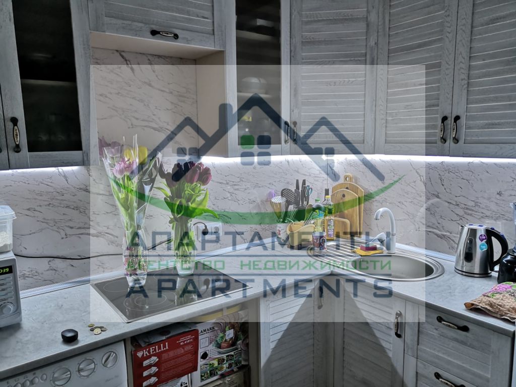 Продажа 2-комнатной квартиры, Кисловодск, Победы пр-кт,  159