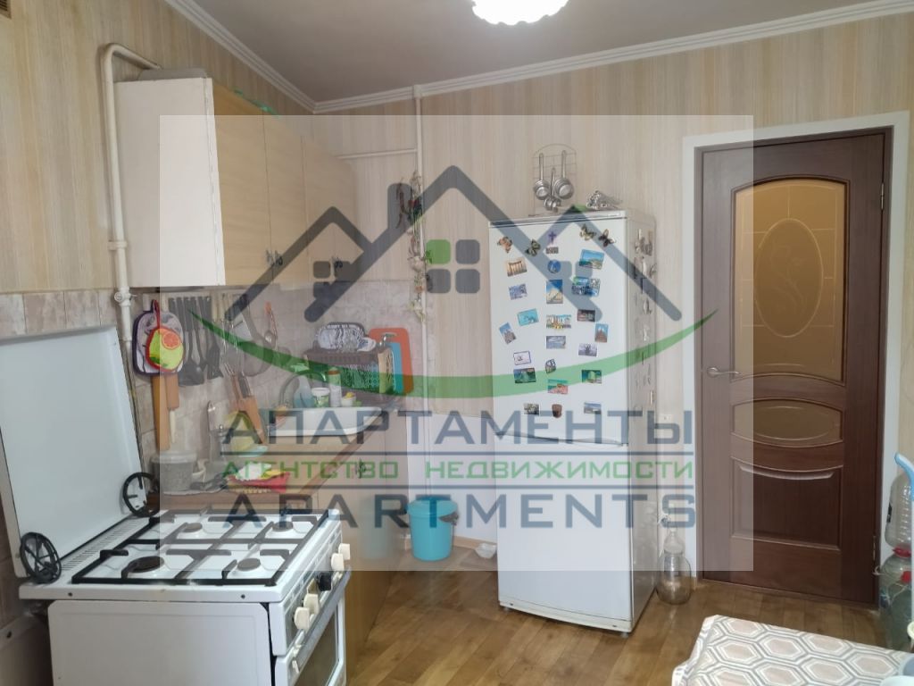 Продажа 4-комнатной квартиры, Кисловодск, Целинная ул,  12