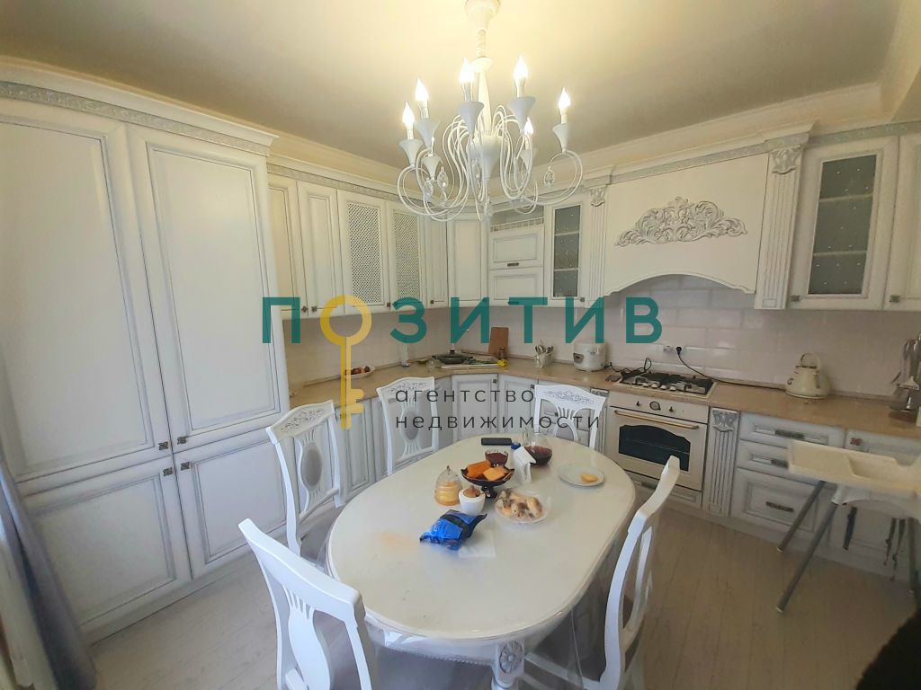 Продажа 4-комнатной квартиры, Пятигорск, Кипарисовая ул,  2к1