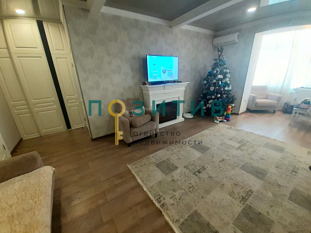 Продажа 4-комнатной квартиры, Пятигорск, Кипарисовая ул,  2к1