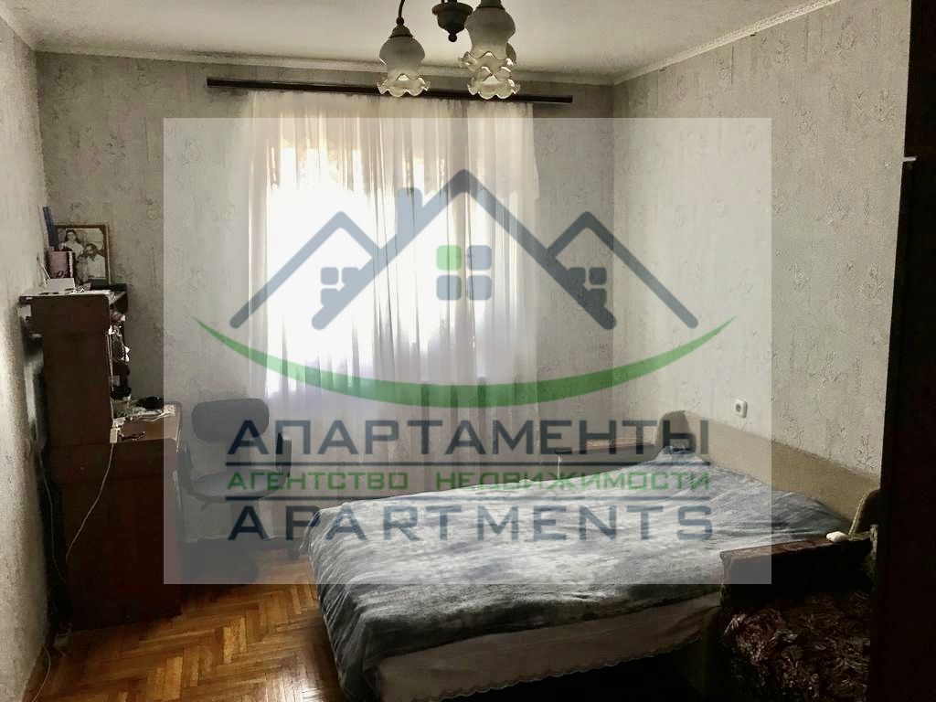 Продажа 3-комнатной квартиры, Нежинский, Нежинский ,  57