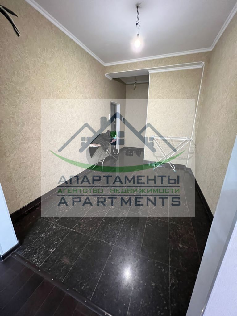 Продажа 2-комнатной квартиры, Ессентуки, Октябрьская ул,  337/1