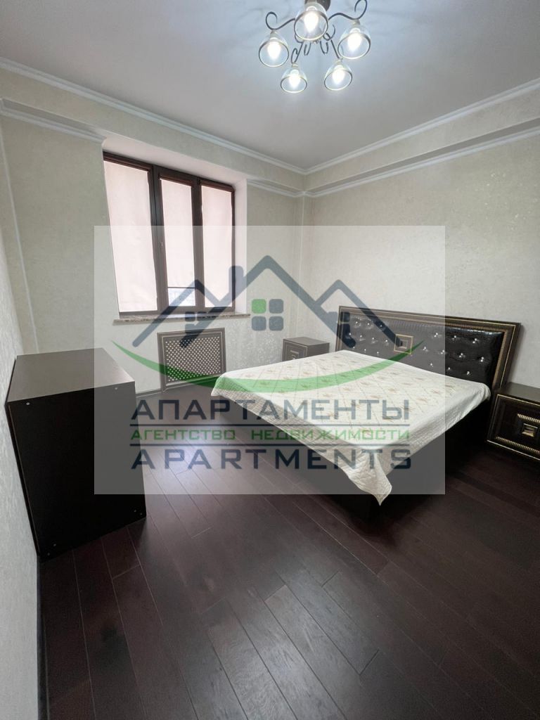 Продажа 2-комнатной квартиры, Ессентуки, Октябрьская ул,  337/1