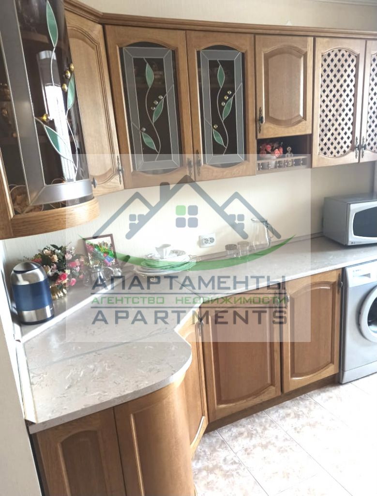 Продажа 3-комнатной квартиры, Кисловодск, Победы пр-кт,  157