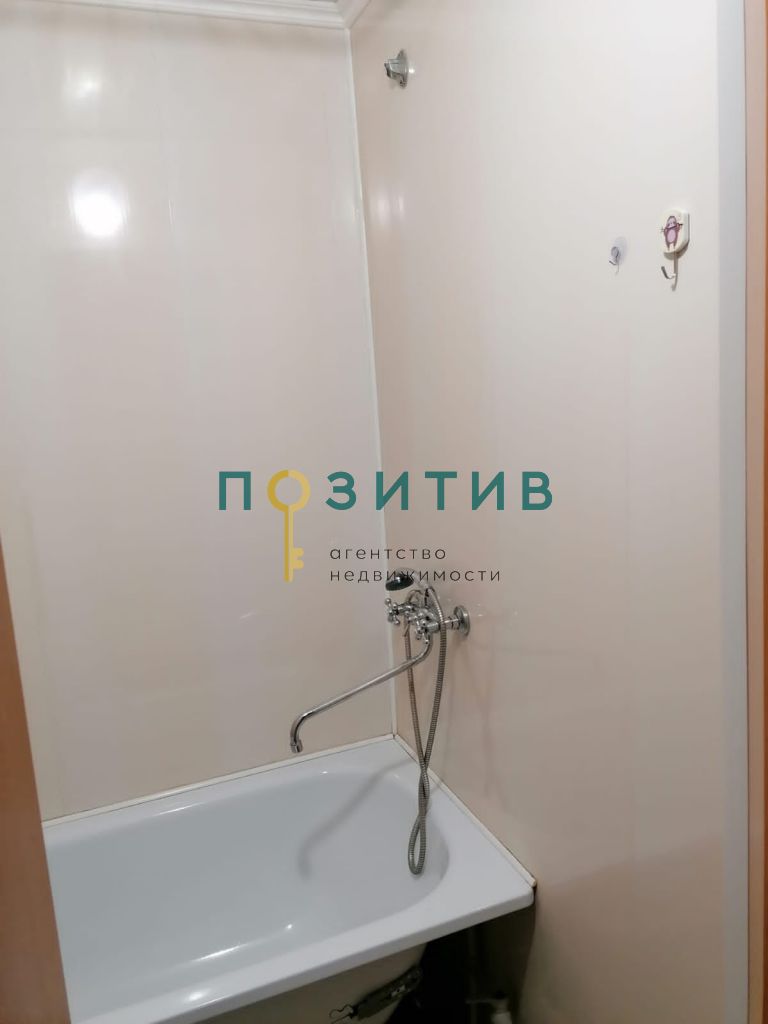 Продажа 1-комнатной квартиры, Пятигорск, Адмиральского ул,  2к2