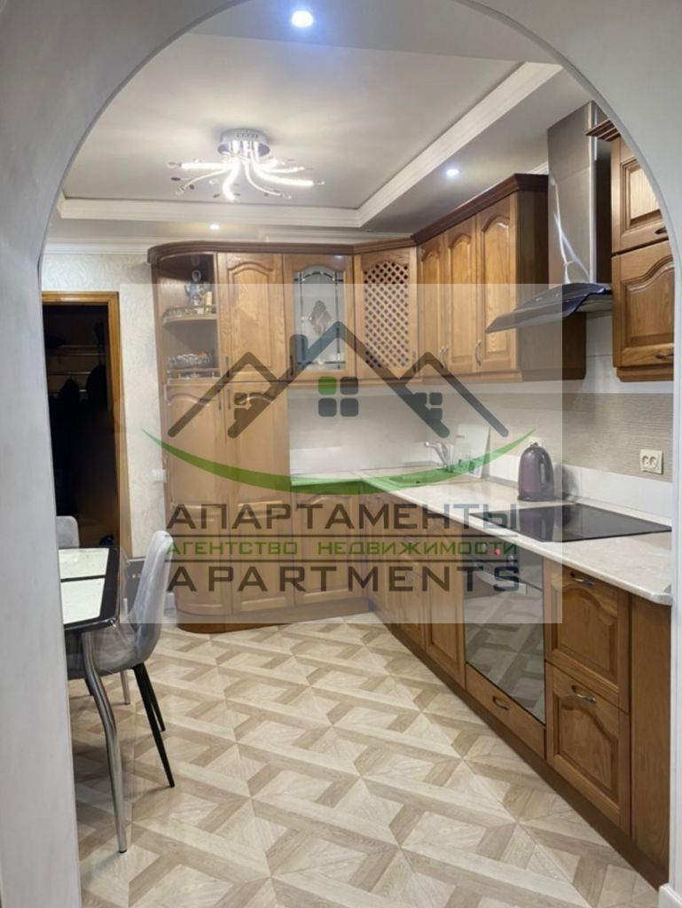 Продажа 3-комнатной квартиры, Пятигорск, Адмиральского ул,  8к5