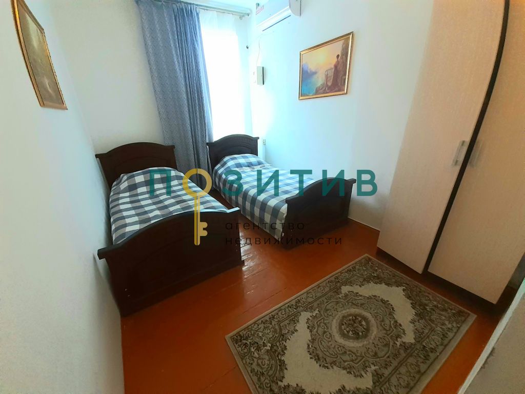 Продажа 4-комнатной квартиры, Пятигорск, Гоголя ул,  10