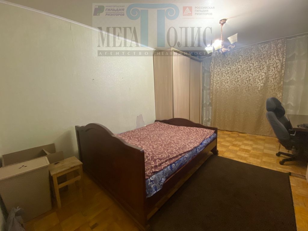 Продажа 4-комнатной квартиры, Нижний Новгород, Ильича пр-кт,  40