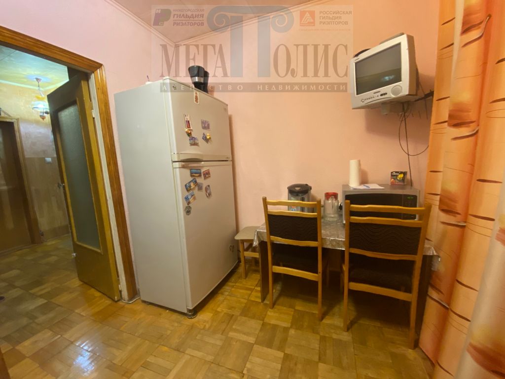Продажа 4-комнатной квартиры, Нижний Новгород, Ильича пр-кт,  40