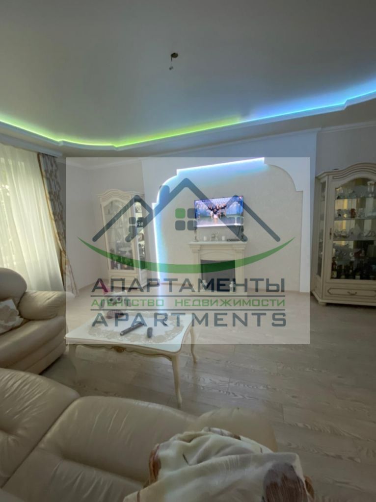 Продажа дома, 188м <sup>2</sup>, 3 сот., Пятигорск, Козлова ул,  3