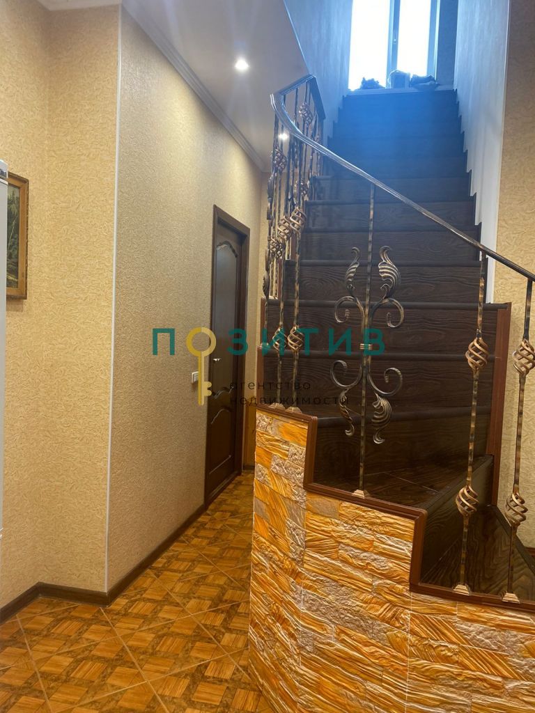 Продажа 6-комнатной квартиры, Пятигорск, Коста Хетагурова ул,  48