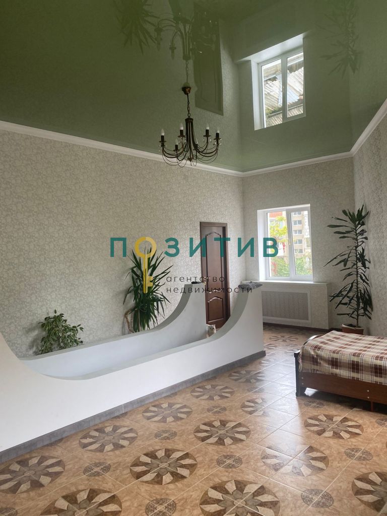 Продажа 6-комнатной квартиры, Пятигорск, Коста Хетагурова ул,  48