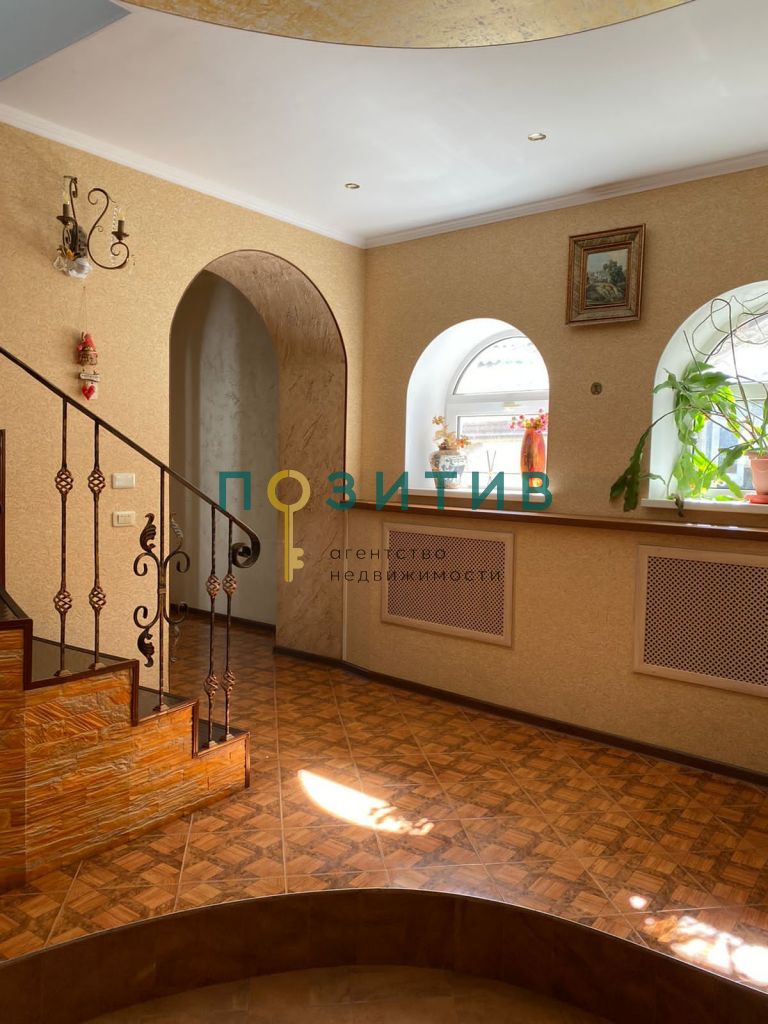 Продажа 6-комнатной квартиры, Пятигорск, Коста Хетагурова ул,  48