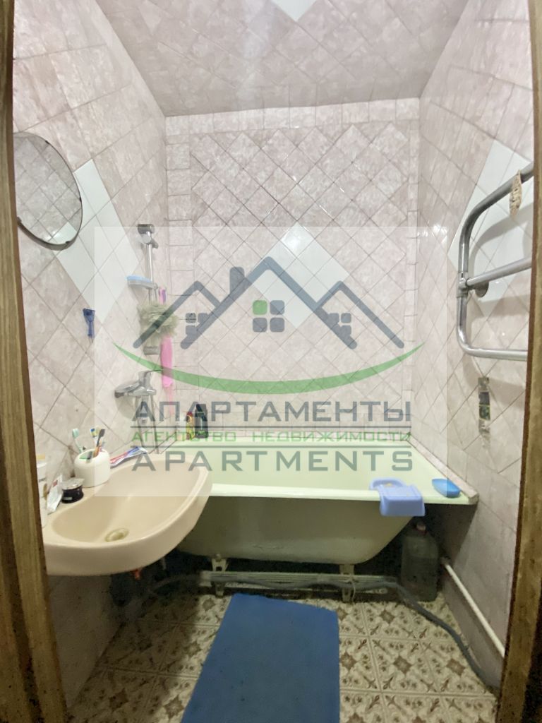 Продажа 3-комнатной квартиры, Пятигорск, Адмиральского ул,  2к3