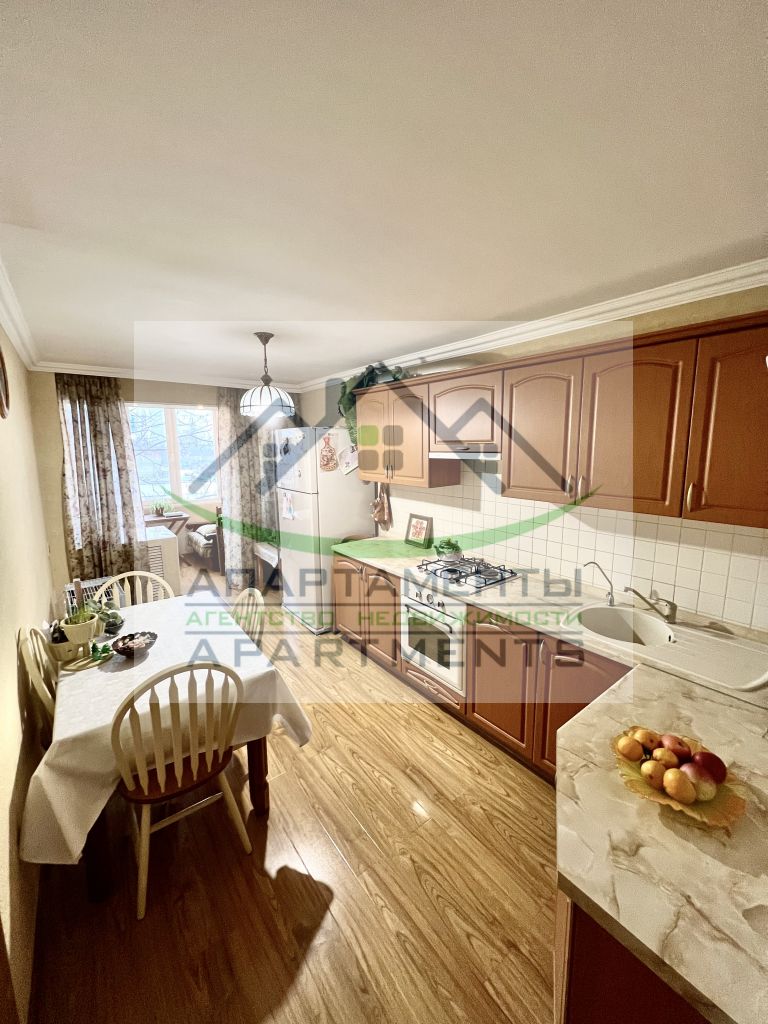 Продажа 3-комнатной квартиры, Иноземцево,  211А