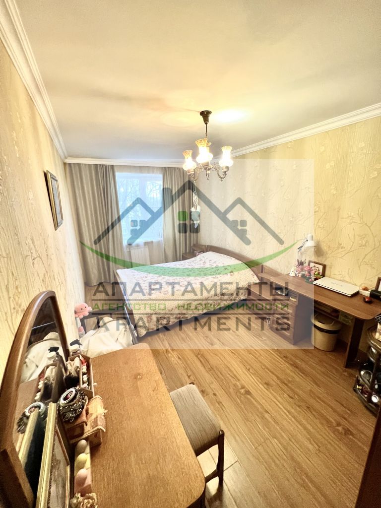 Продажа 3-комнатной квартиры, Иноземцево,  211А