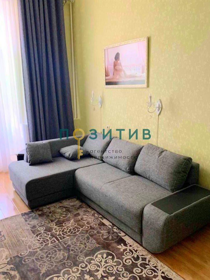 Продажа 2-комнатной квартиры, Пятигорск, Кирова пр-кт,  58