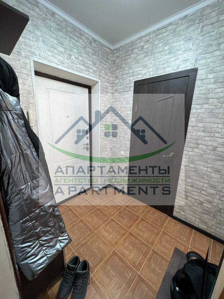 Продажа 1-комнатной квартиры, Ессентуки, Шмидта ул,  100