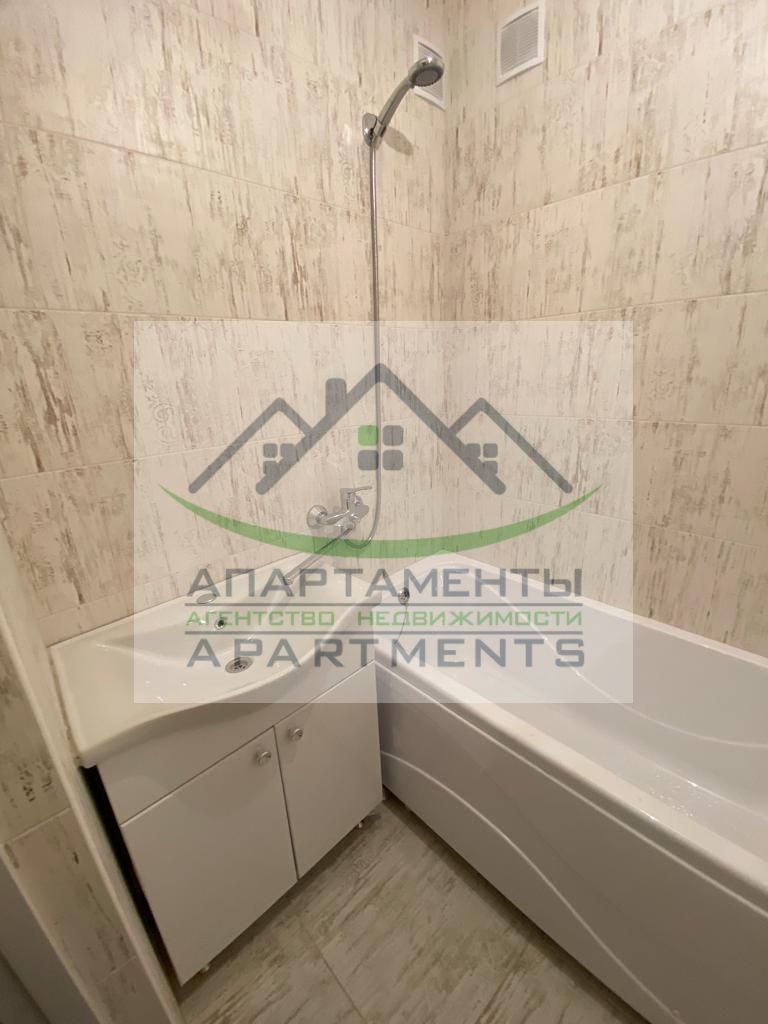 Продажа 2-комнатной квартиры, Ессентуки, Ермолова ул,  139