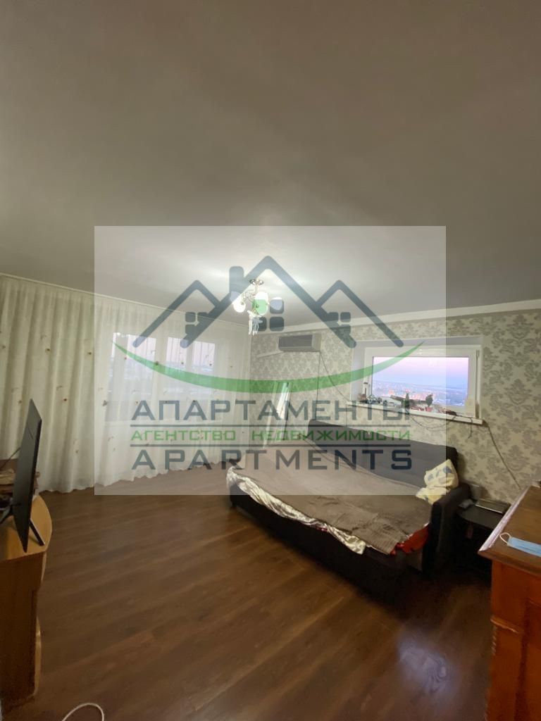 Продажа 2-комнатной квартиры, Ессентуки, Октябрьская ул,  442