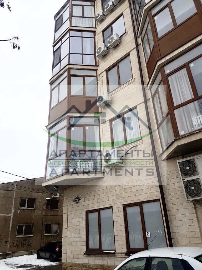 Продажа 3-комнатной квартиры, Пятигорск, Первомайский пер,  18