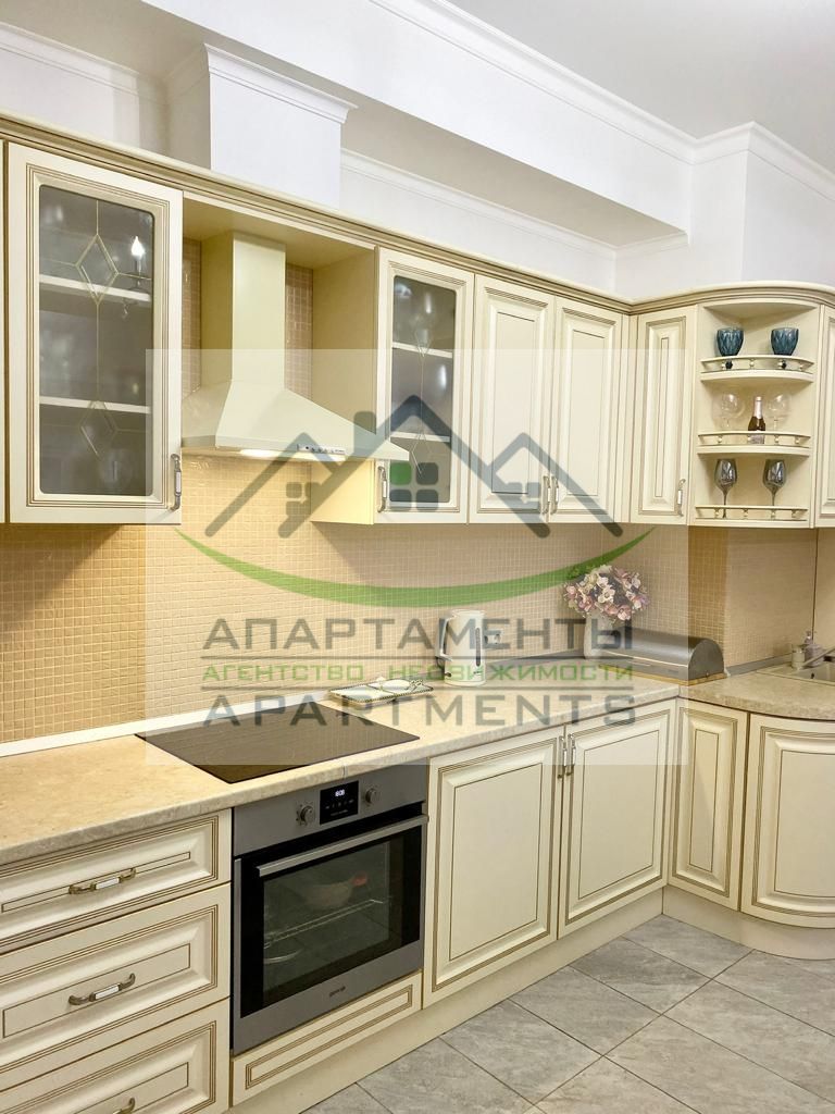 Продажа 3-комнатной квартиры, Ессентуки, Октябрьская ул,  337/1