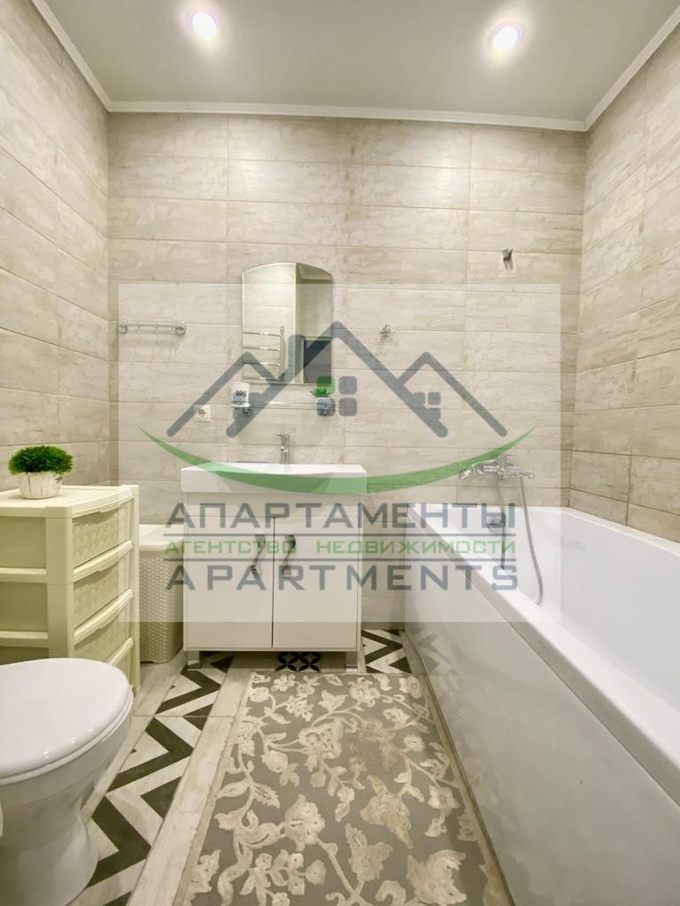 Продажа 3-комнатной квартиры, Ессентуки, Октябрьская ул,  337/1