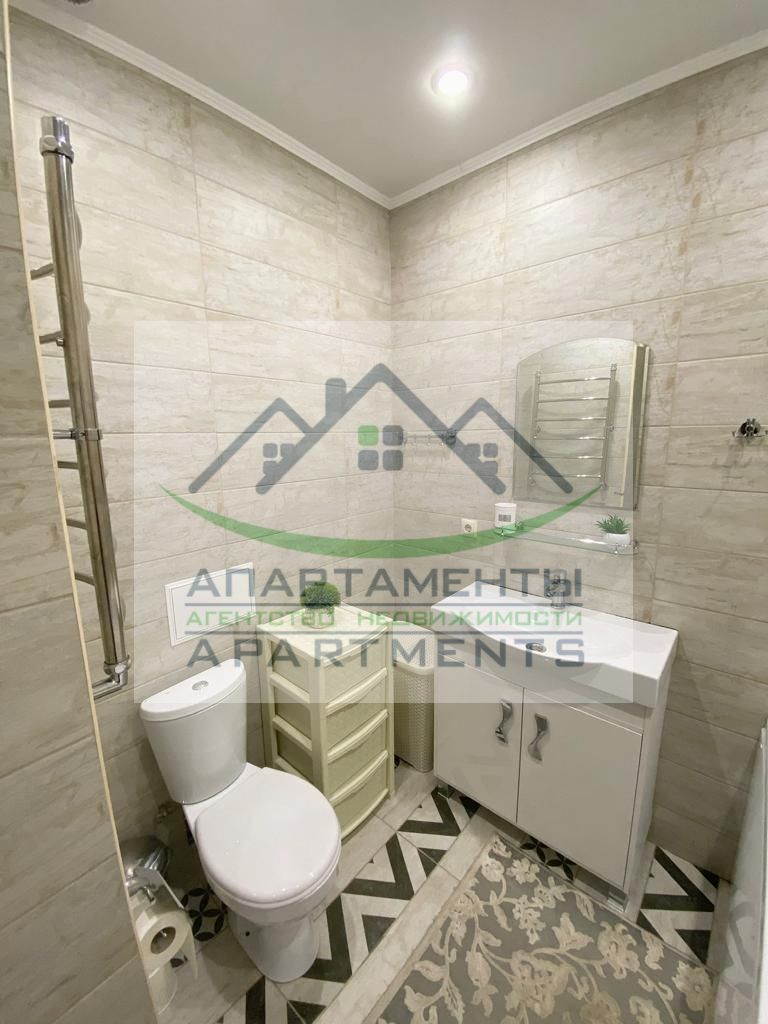 Продажа 3-комнатной квартиры, Ессентуки, Октябрьская ул,  337/1