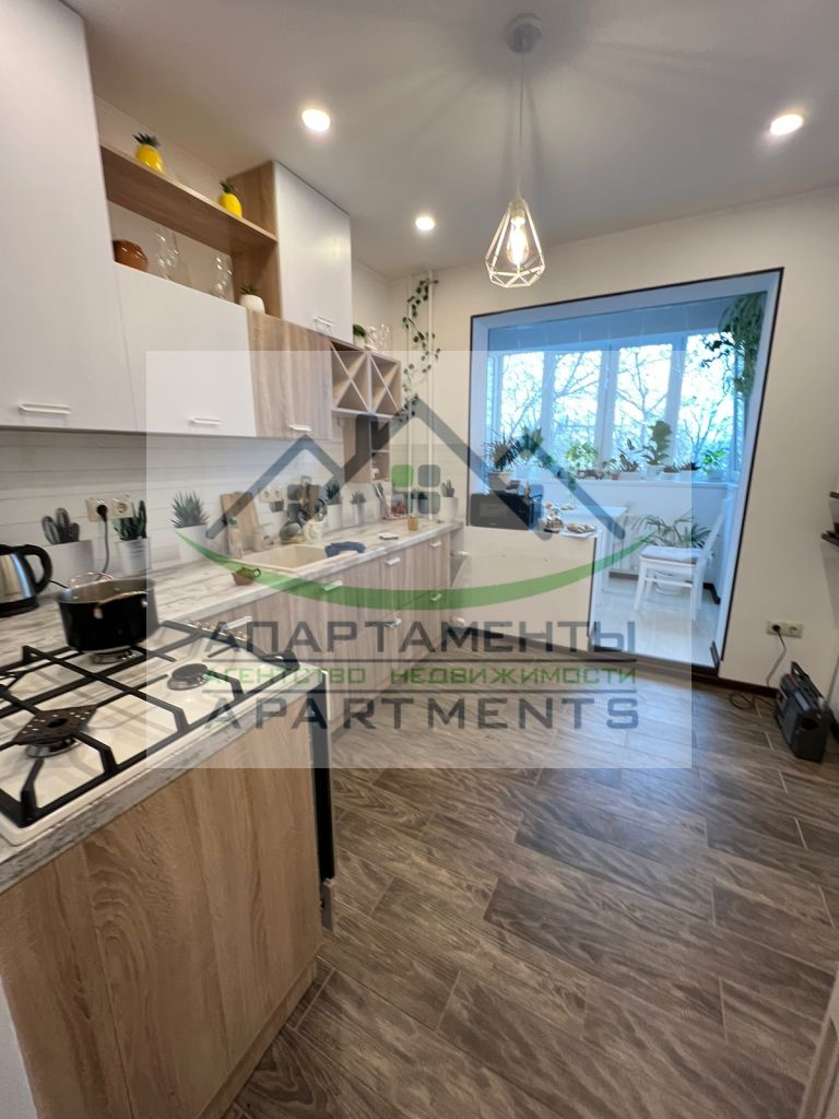 Продажа 3-комнатной квартиры, Ессентуки, Максима Горького ул,  82