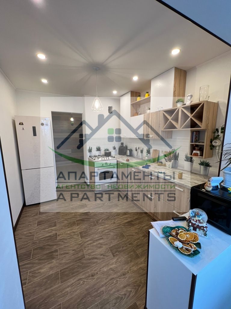 Продажа 3-комнатной квартиры, Ессентуки, Максима Горького ул,  82