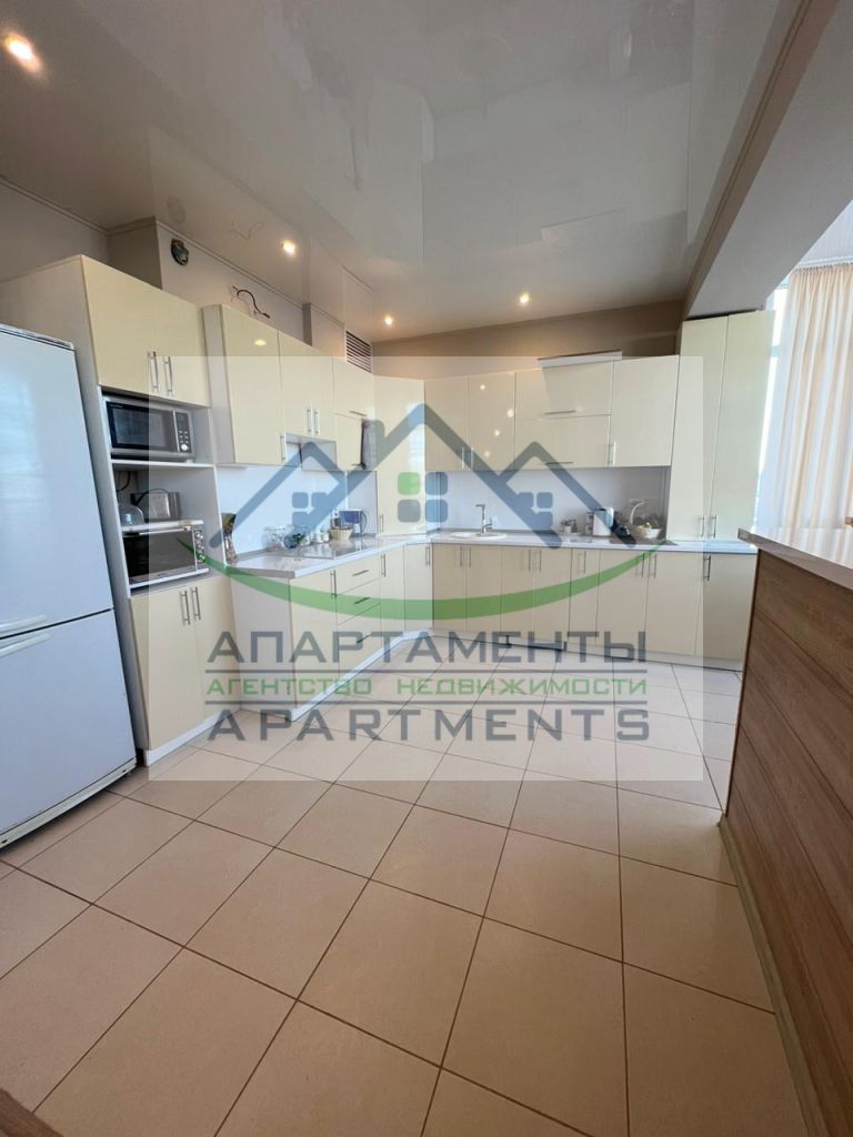 Продажа 3-комнатной квартиры, Ставропольский, Павлова ,  14Ак2