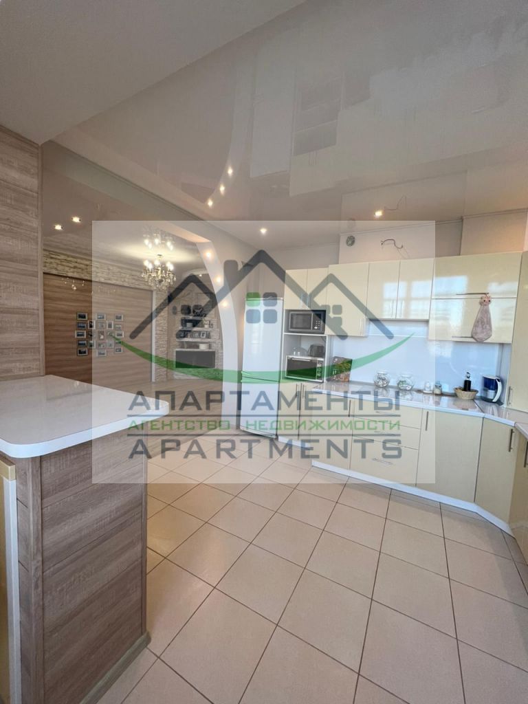 Продажа 3-комнатной квартиры, Ставропольский, Павлова ,  14Ак2