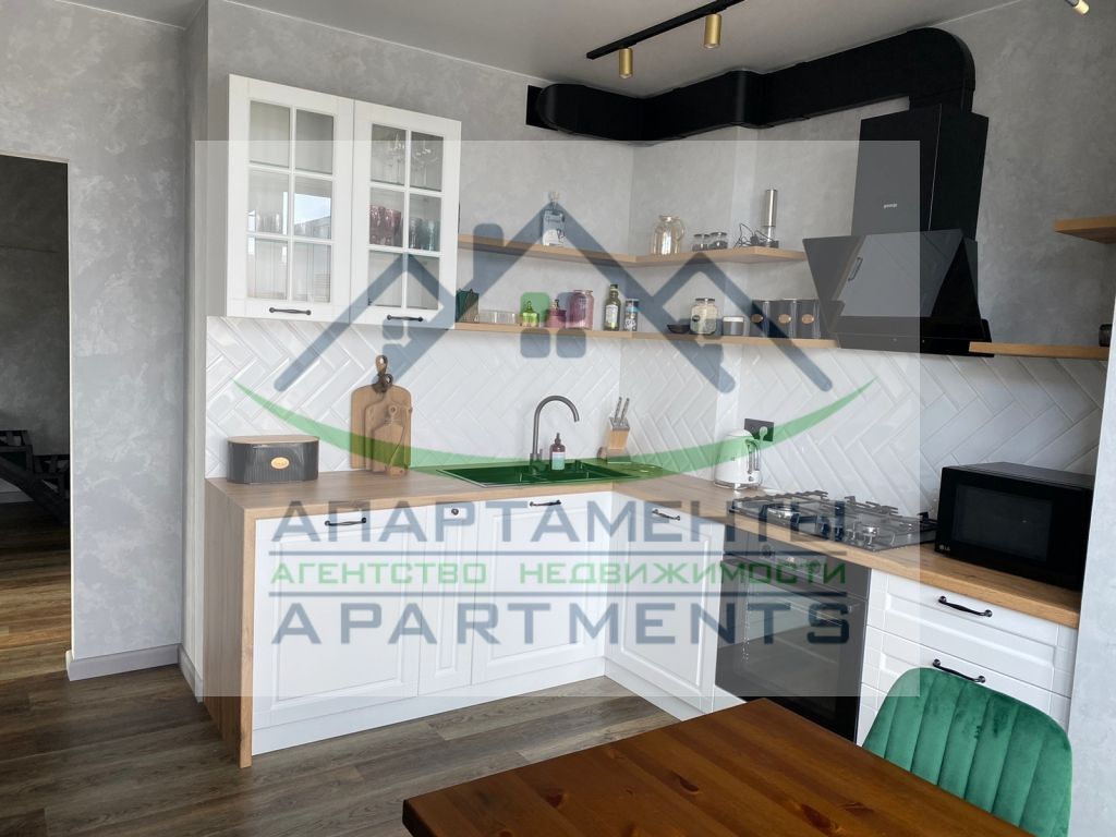 Продажа 4-комнатной квартиры, Пятигорск, Оранжерейная ул,  21к3