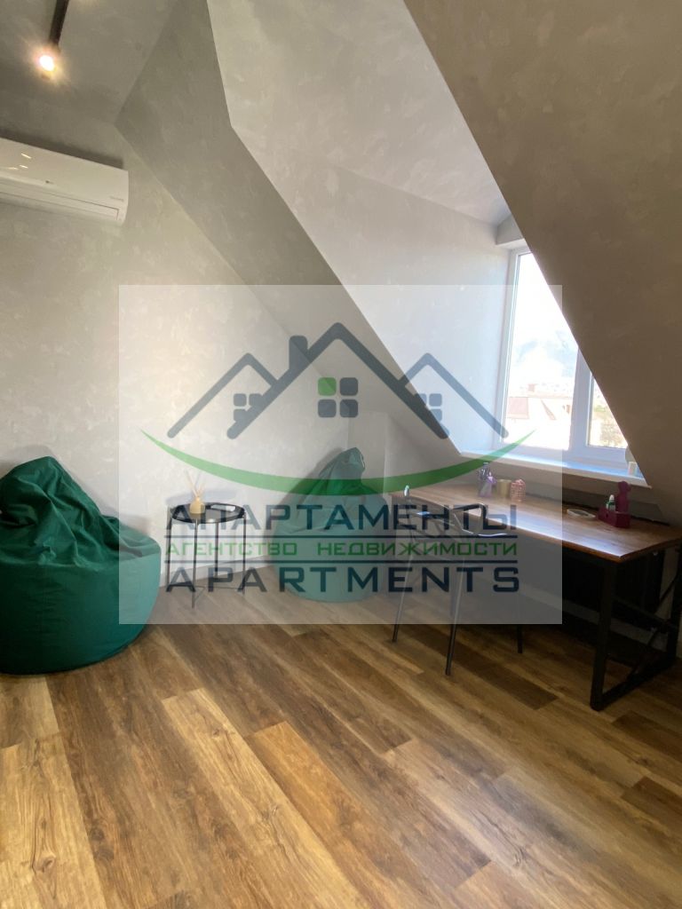 Продажа 4-комнатной квартиры, Пятигорск, Оранжерейная ул,  21к3