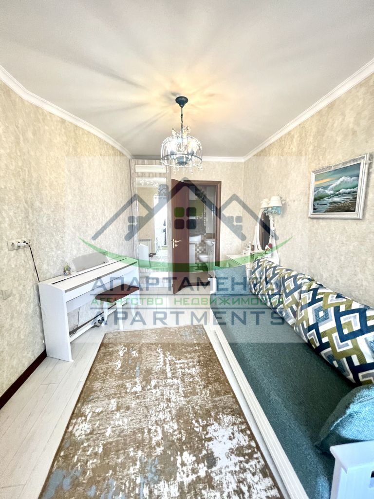 Продажа 4-комнатной квартиры, Пятигорск, Нежнова ул,  67к3