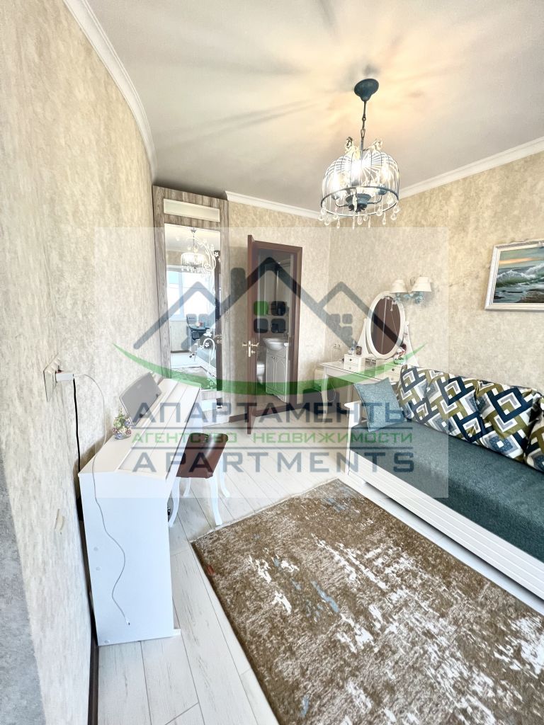 Продажа 4-комнатной квартиры, Пятигорск, Нежнова ул,  67к3