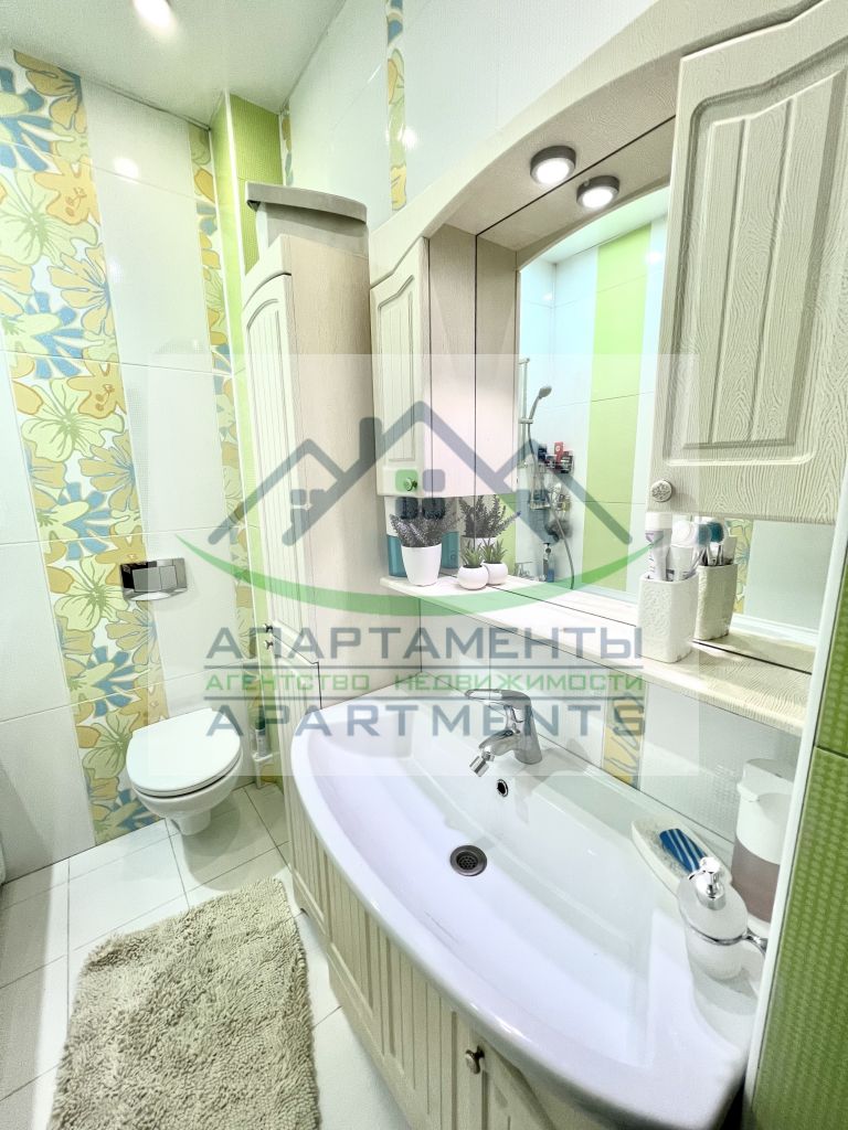 Продажа 4-комнатной квартиры, Пятигорск, Нежнова ул,  67к3