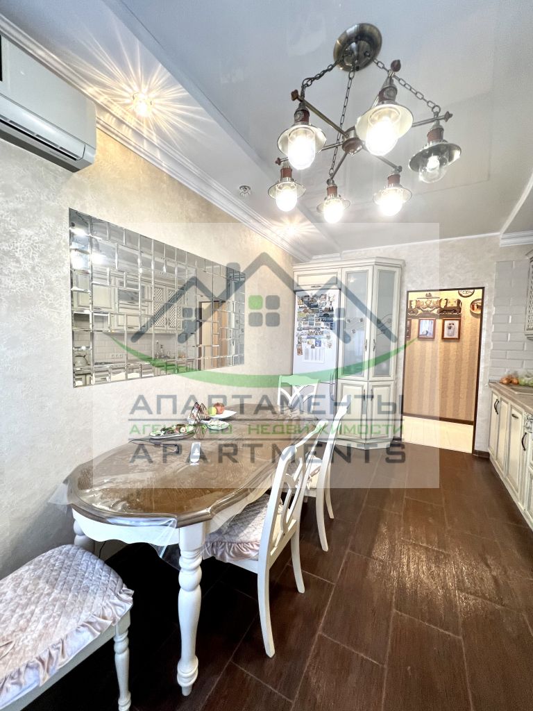 Продажа 4-комнатной квартиры, Пятигорск, Нежнова ул,  67к3