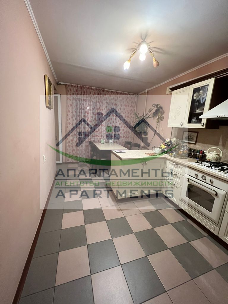 Продажа 3-комнатной квартиры, Ессентуки, Нелюбина ул,  25