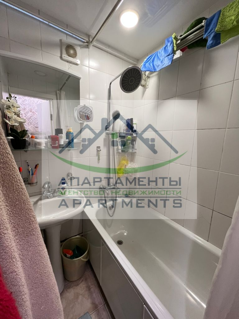 Продажа 2-комнатной квартиры, Ессентуки, Октябрьская ул,  429