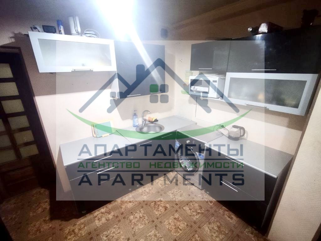 Продажа 4-комнатной квартиры, Пятигорск, Мира ул,  39