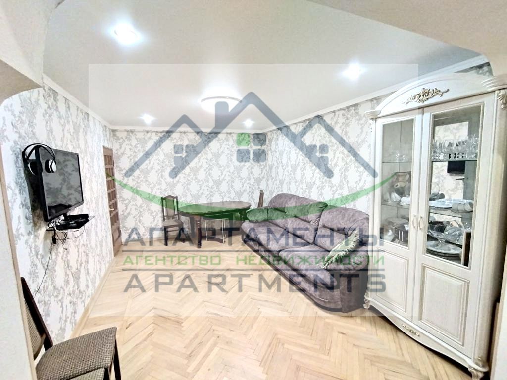 Продажа 4-комнатной квартиры, Пятигорск, Мира ул,  39