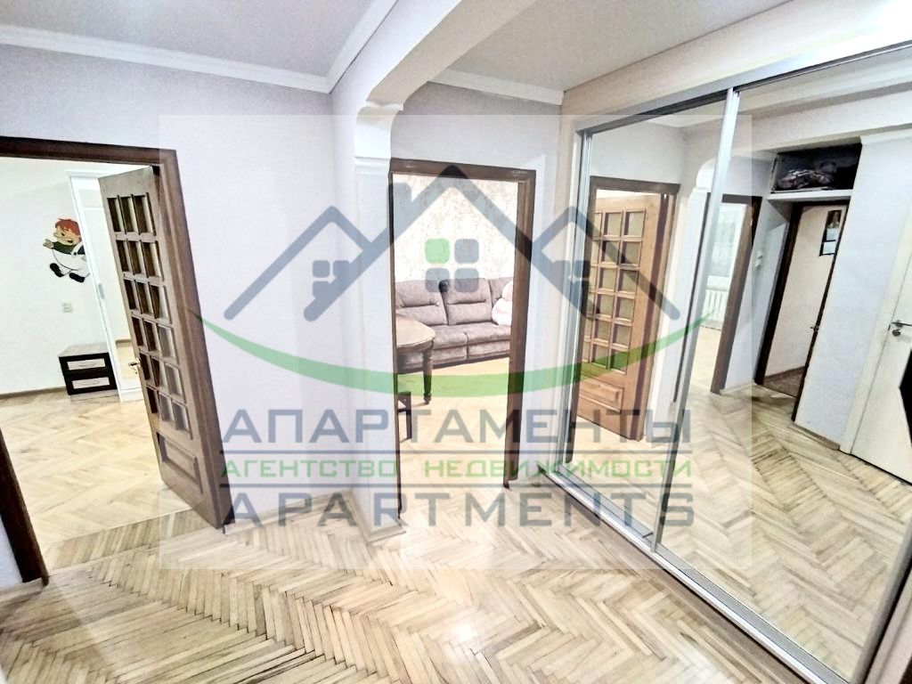 Продажа 4-комнатной квартиры, Пятигорск, Мира ул,  39