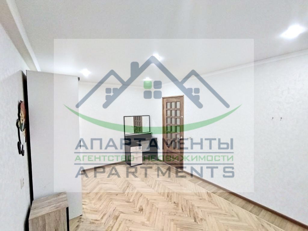 Продажа 4-комнатной квартиры, Пятигорск, Мира ул,  39