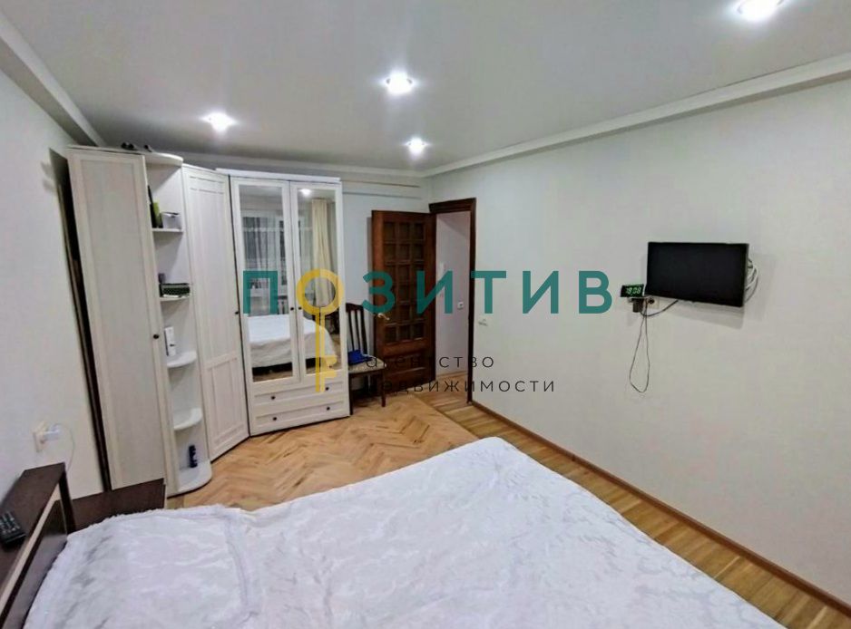 Продажа 4-комнатной квартиры, Пятигорск, Мира ул,  39