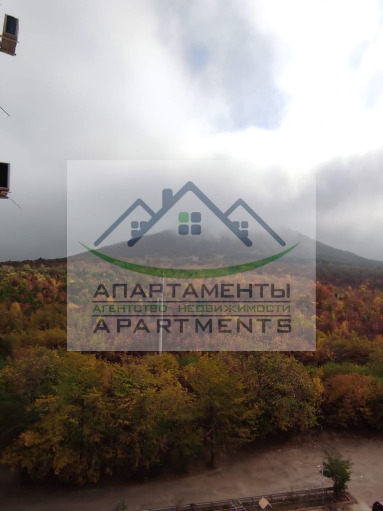 Продажа 2-комнатной квартиры, Пятигорск, Калинина пр-кт,  5к1