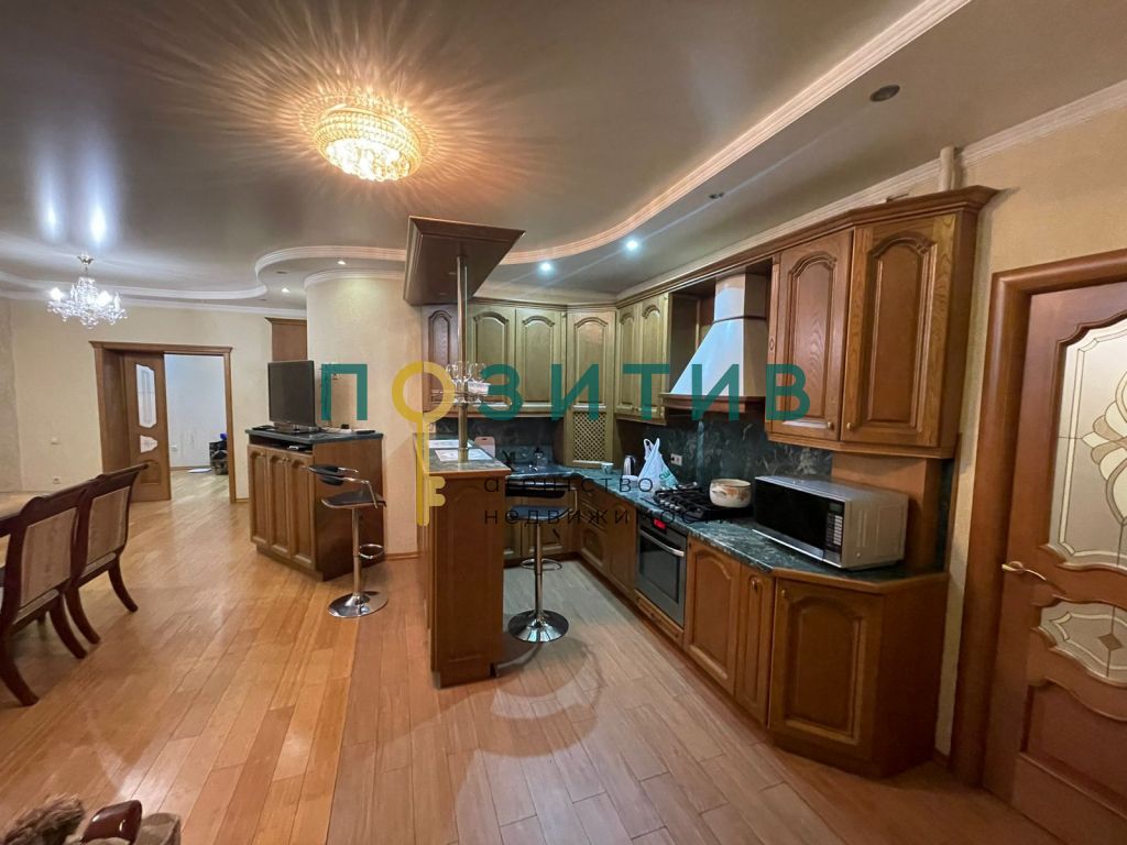 Продажа 3-комнатной квартиры, Пятигорск, Бунимовича ул,  19к2